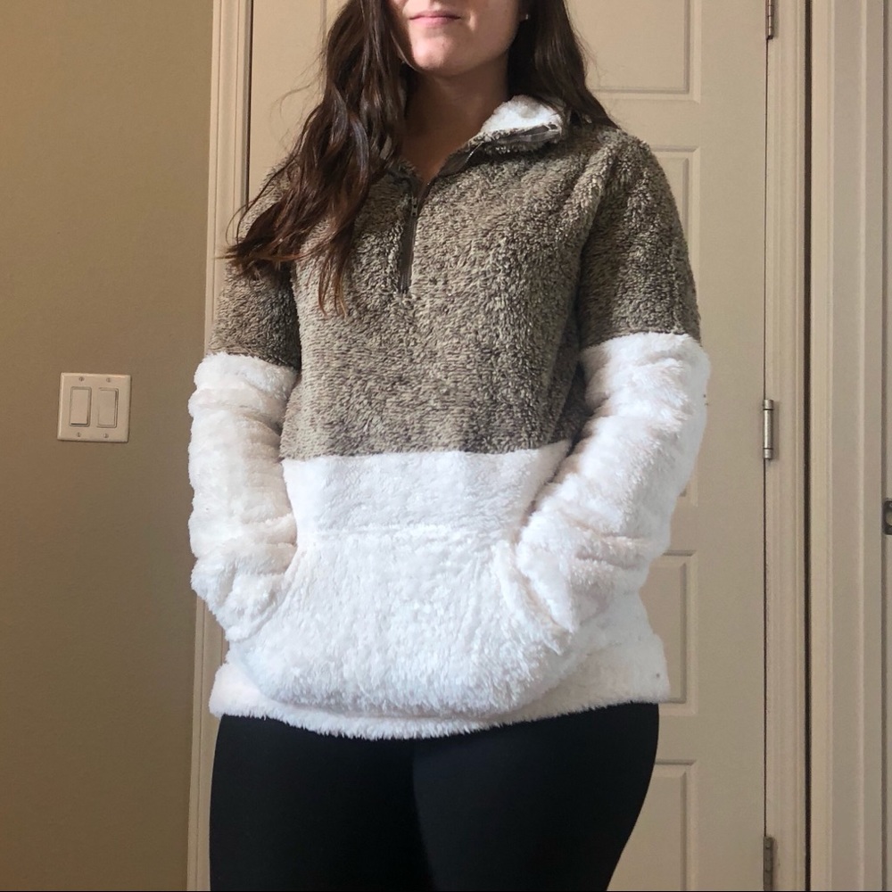 Khaki & Cream Two Tone Sherpa 1/4 Zip Pullover - Picture 4 of 8
